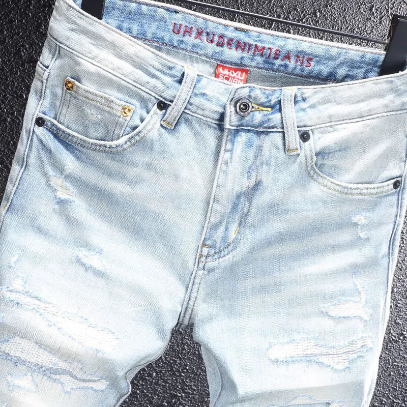 Tapered Fit Stretch Comfort Jeans