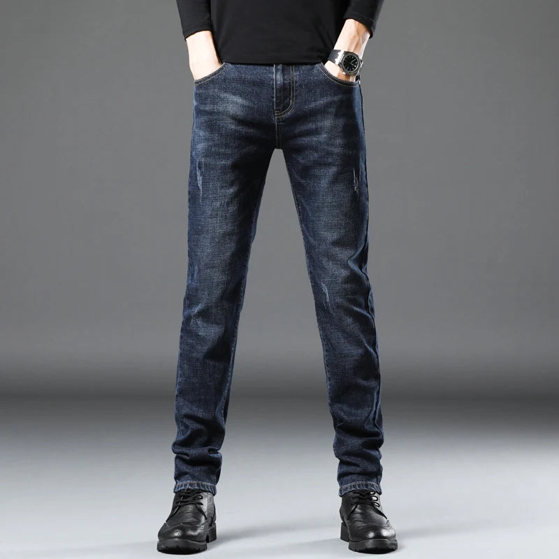 Tapered Fit Stretch Comfort Jeans